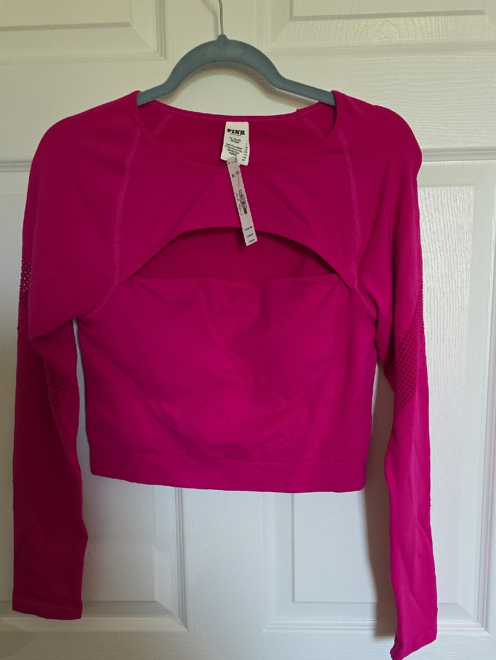 PINK Victoria's Secret Fuchsia Long-Sleeve Cutout Crop Top
